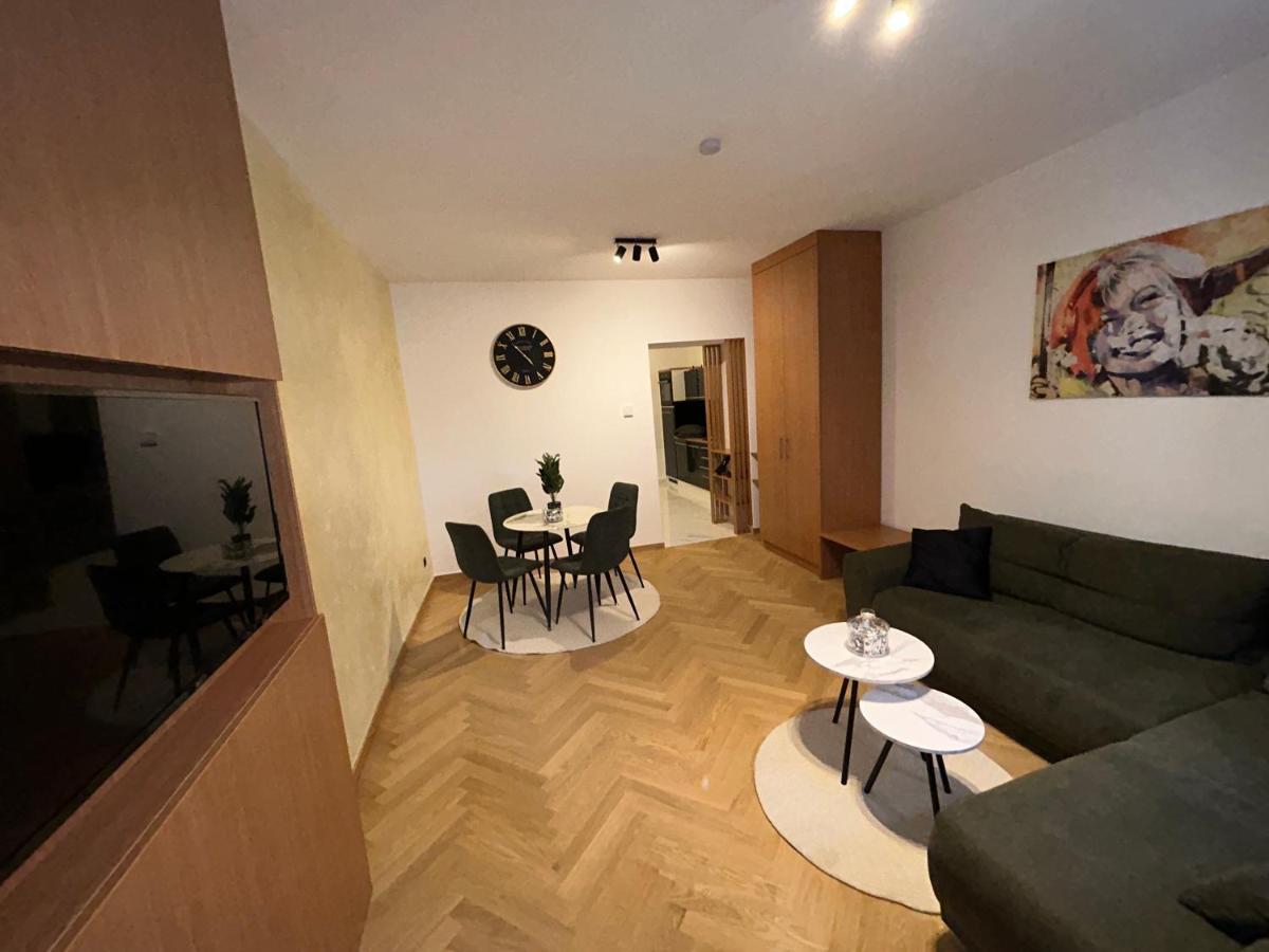 Deluxe Apartment Favoriten Wien Eksteriør bilde